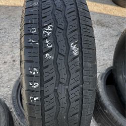 2 FALKEN 265/70/18 tires