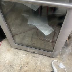 New Mini Fridge Frigidaire 