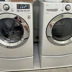 Lg washer & Gas dryer set