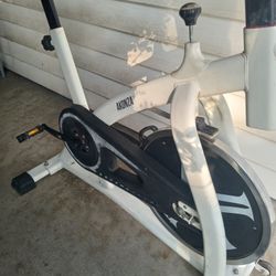 FREESTYLE Exercise Bike 