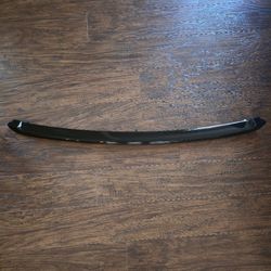 Gloss Black Lower Hood/Grille Trim – Mini Cooper R55-R59 (Base LCI)