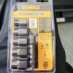 DEWALT MAXFIT ULTRA Extractor Set