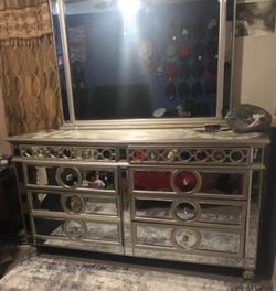 Vanity furniture Dresser
