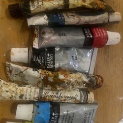 16 Oil Paint Tubes Take All For 25$