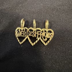14k gold “We R Bestfriends”  pendant