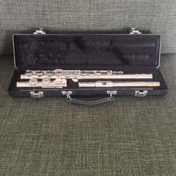 Gemeinhardt 2SP Student Flute 
