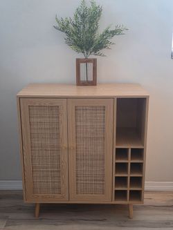 Bar Cabinet (New)