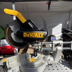 Saw  DEWALT 15 Amp 