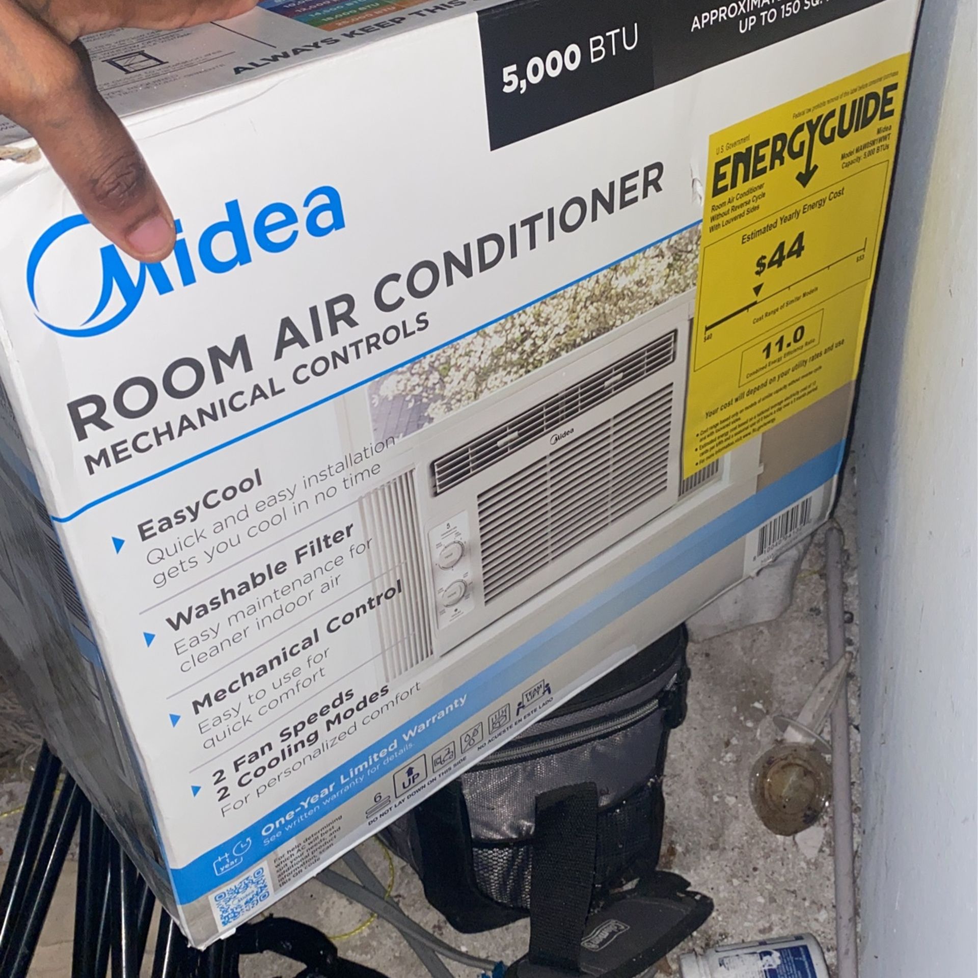 Ac unit brand new