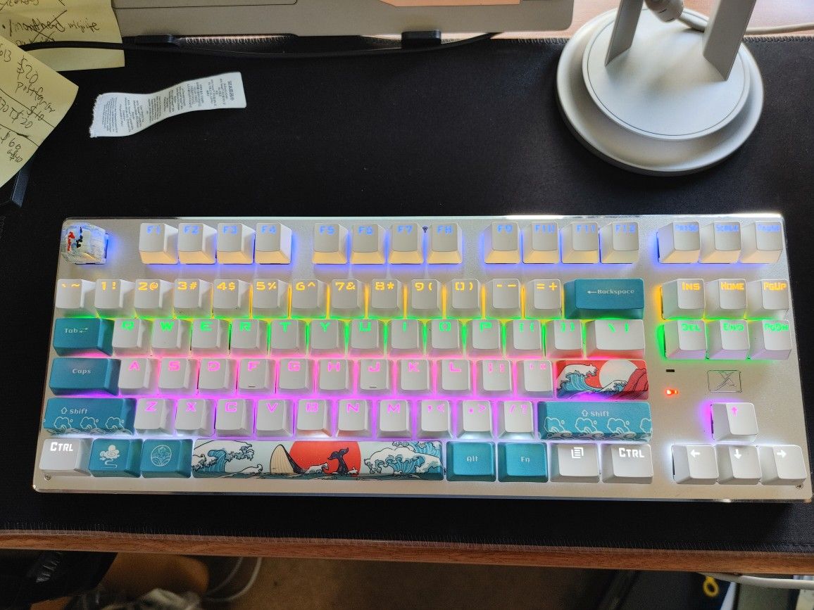 Xingmeng RF912D RGB 87-key mechanical gaming keyboard - Cherry Blue Switches