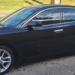 2014 nissan maxima 