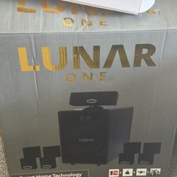 Lunar One Projector Set With Screen And Sound 