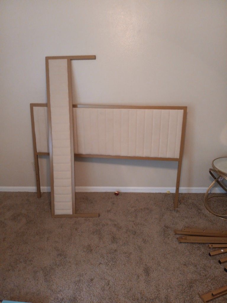Queen size bed