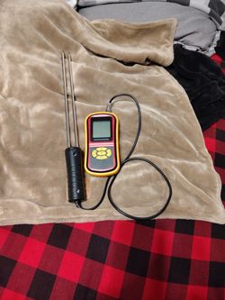 GRAIN MOISTURE METER