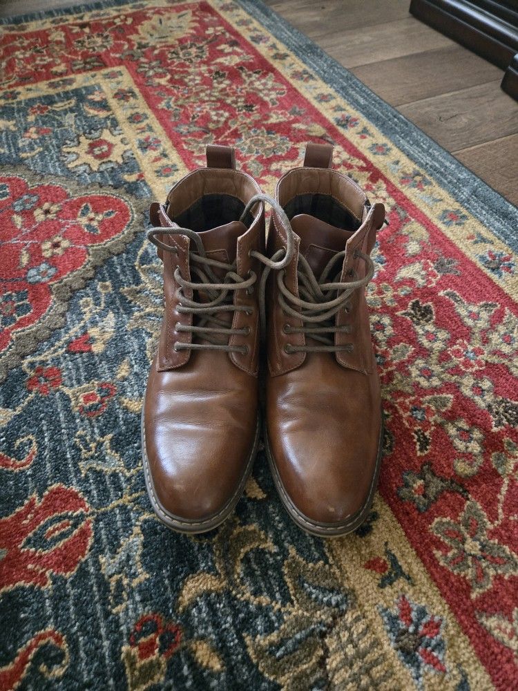 Men's Shoes Size 10.5