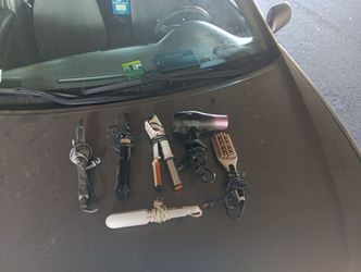 Woman Hair Tools