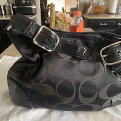 Coach Black Sateen Peyton Hobo Bag Purse L0(contact info removed)5 Handbag $75