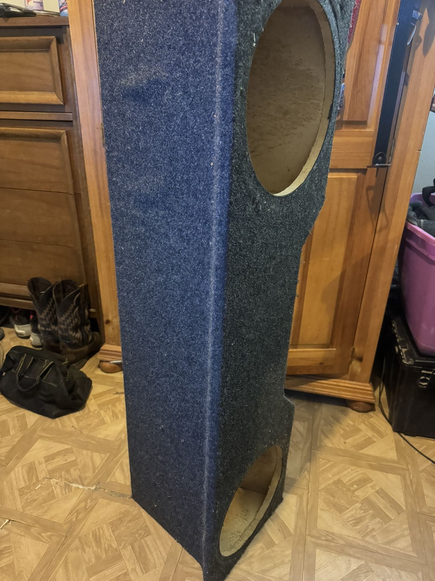 Dual 12 Inch Subwoofer Box