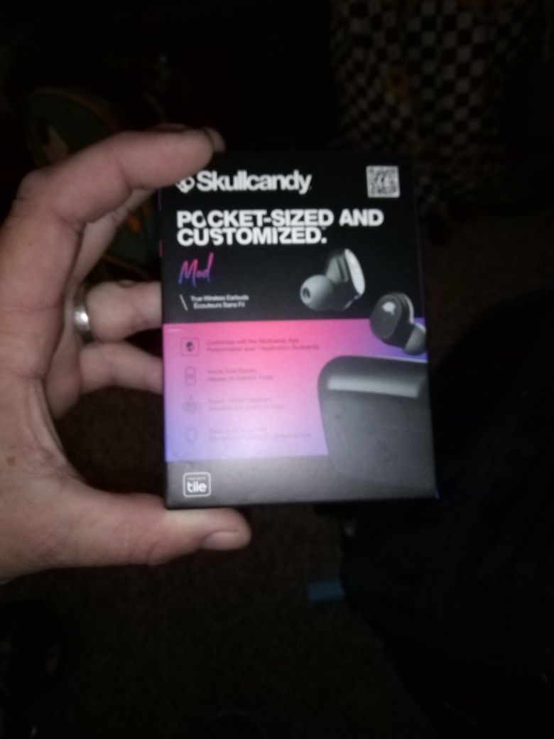 Skullcandy Pocket Sized Customized MOD Earbuds