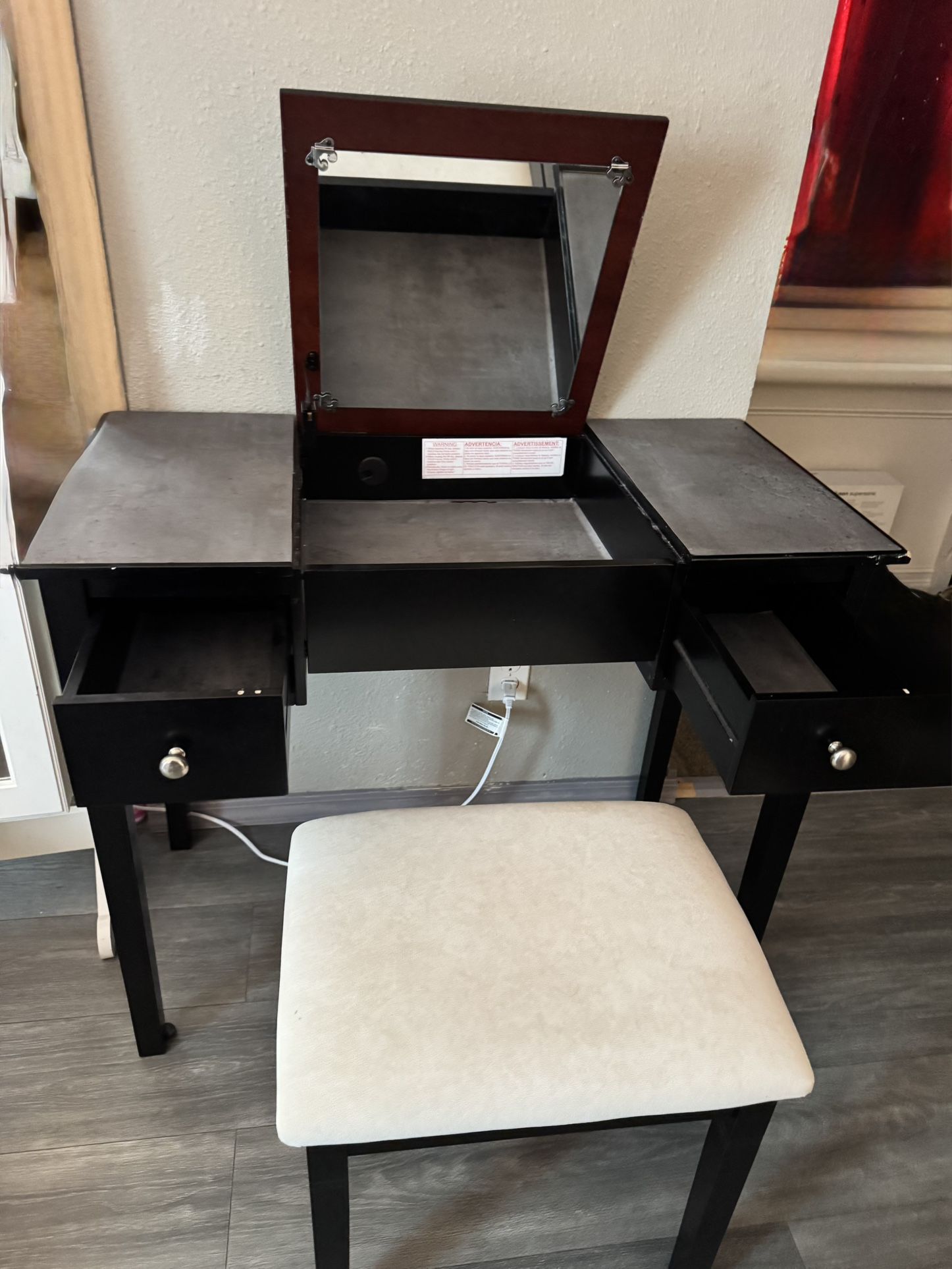 Vanity Desk And Stool Mahogany