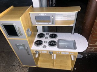 Kids Play Stove