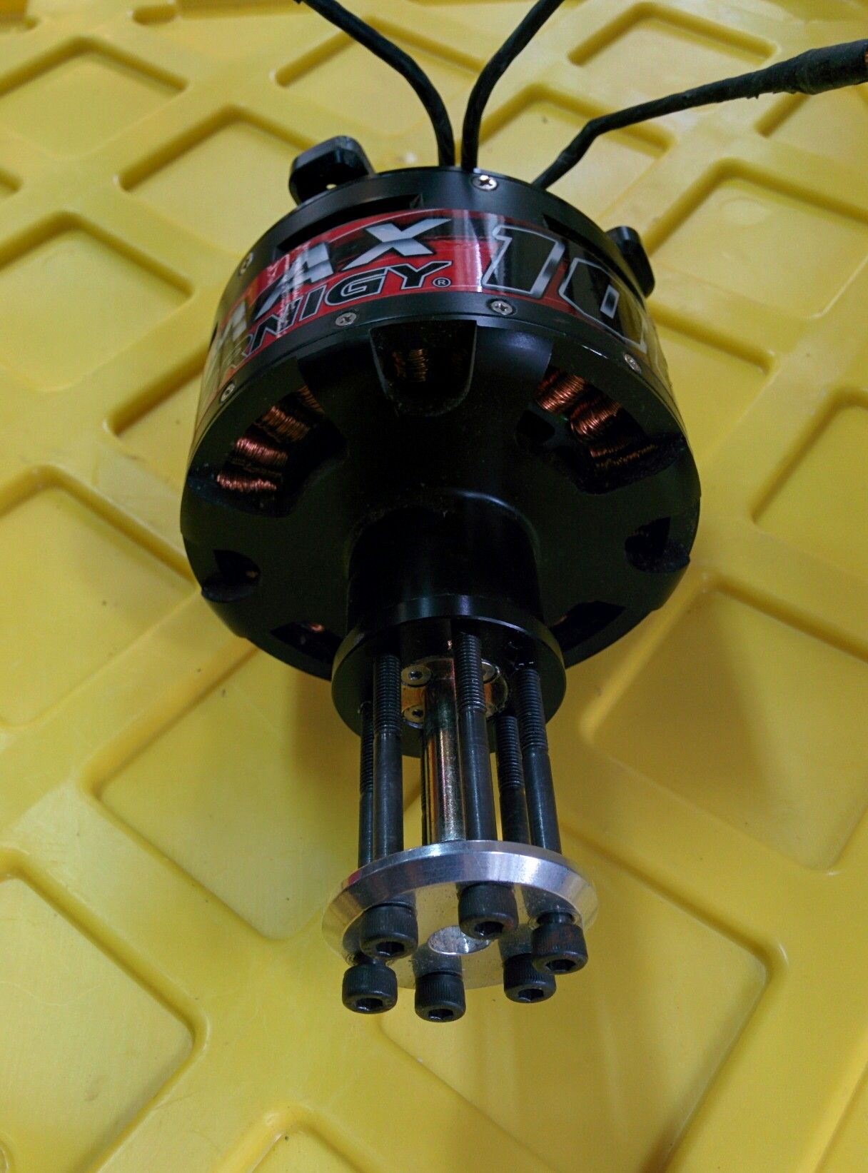 Turnigy RotoMax "100cc" Brushless BLDC Outrunner 9000 Watts, 45# Thrust