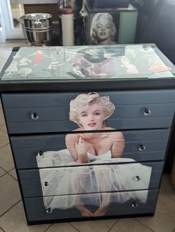 Marilyn Monroe Dresser For Drawers