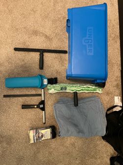 Used Window Cleaning Supplies-NEVER USED