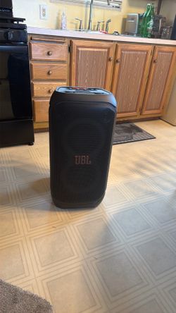 Jbl party box stage 320