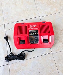 Milwaukee 18V Dual Rapid Fast Charger
