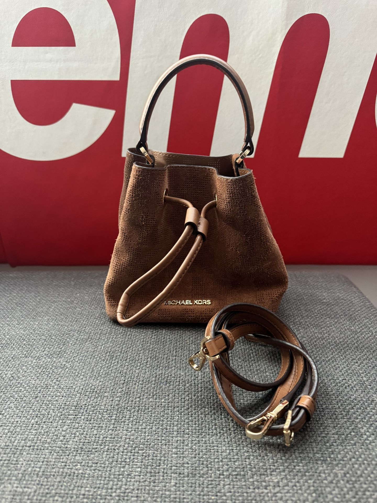Michael Kors Crossbody Bag Gently Used $29