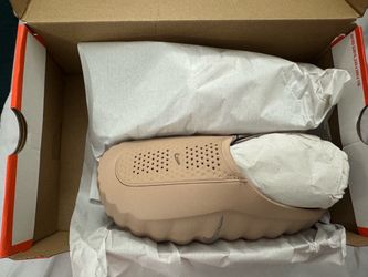 Nike mind slide size 7