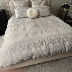 Z Gallerie Queen Bed