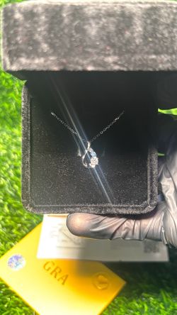 VVS1 3CT Necklace