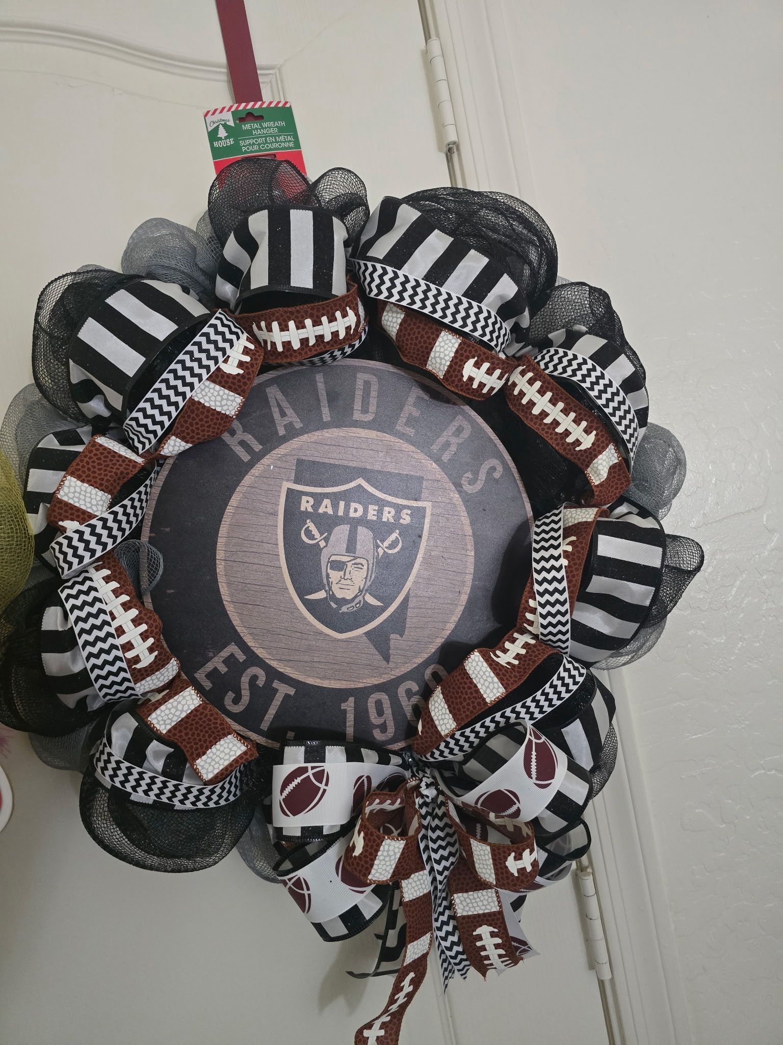 Raiders Wreath