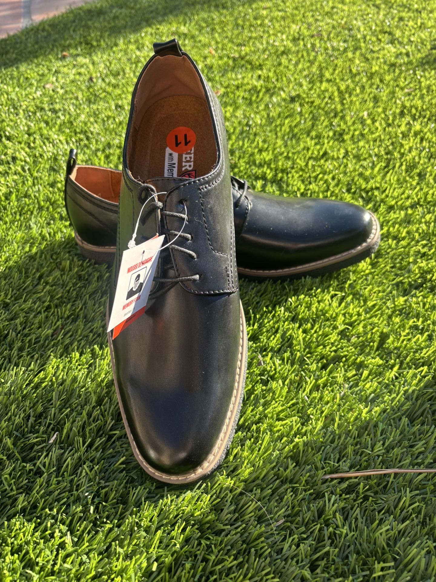 New W/tags Men’s Dress Shoe