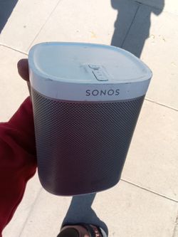 Sonos play1 wireless speaker