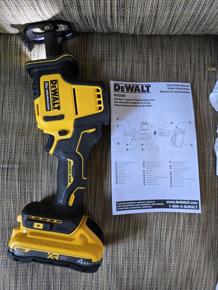 ATOMIC 20V MAX
Cordless
Brushless
Compact
Reciprocating Saw (Tool Only