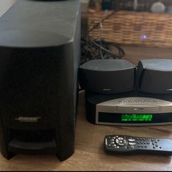 Bose Model AV3-2-1 Media Center Main Unit W/ Speakers, Remote and PS3-2-1 subwoofer  