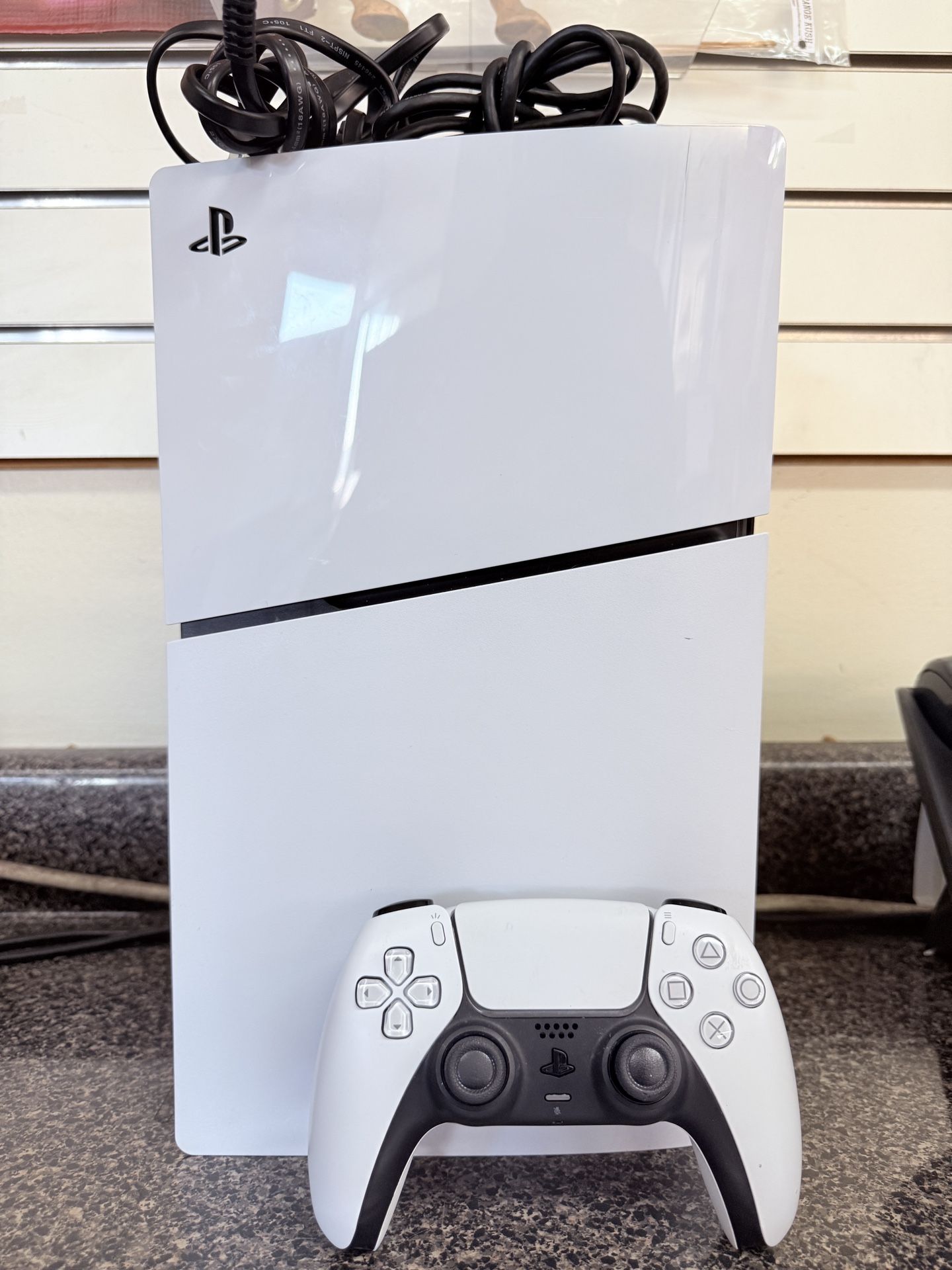 Sony PlayStation 5 Slim, Disc Version