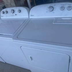 Selling Whirlpool Washer And Dryer With Warranty 
