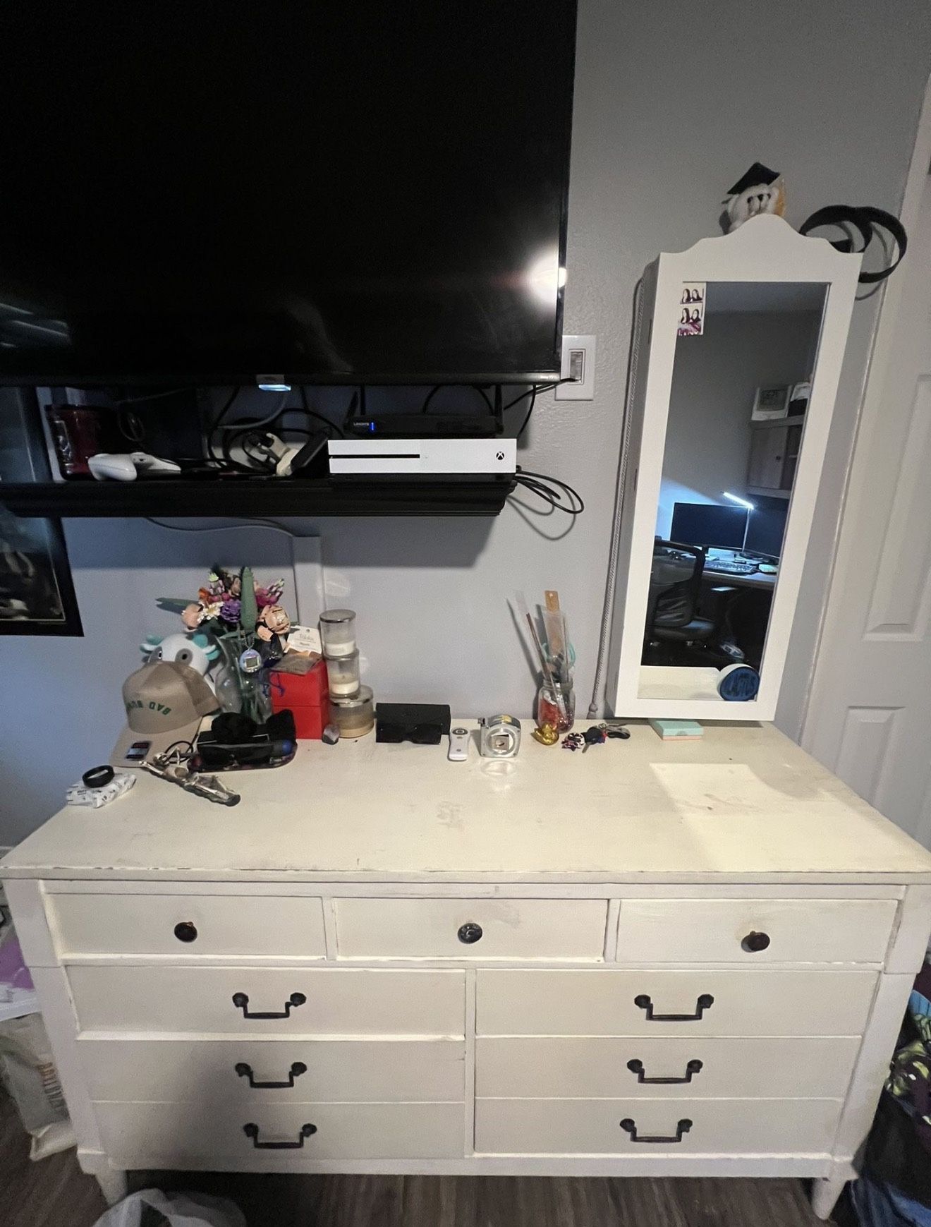 white dresser, needs to go ASAP !!