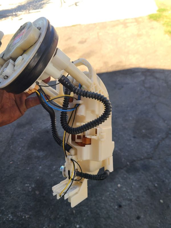 Acura rsx type s fuel pump complete for Sale in El Monte, CA OfferUp