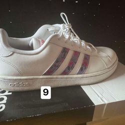 New Women’s Shoes Size 9 From Adidas