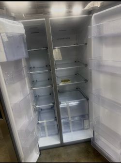 Good Fridge good condition looks like new