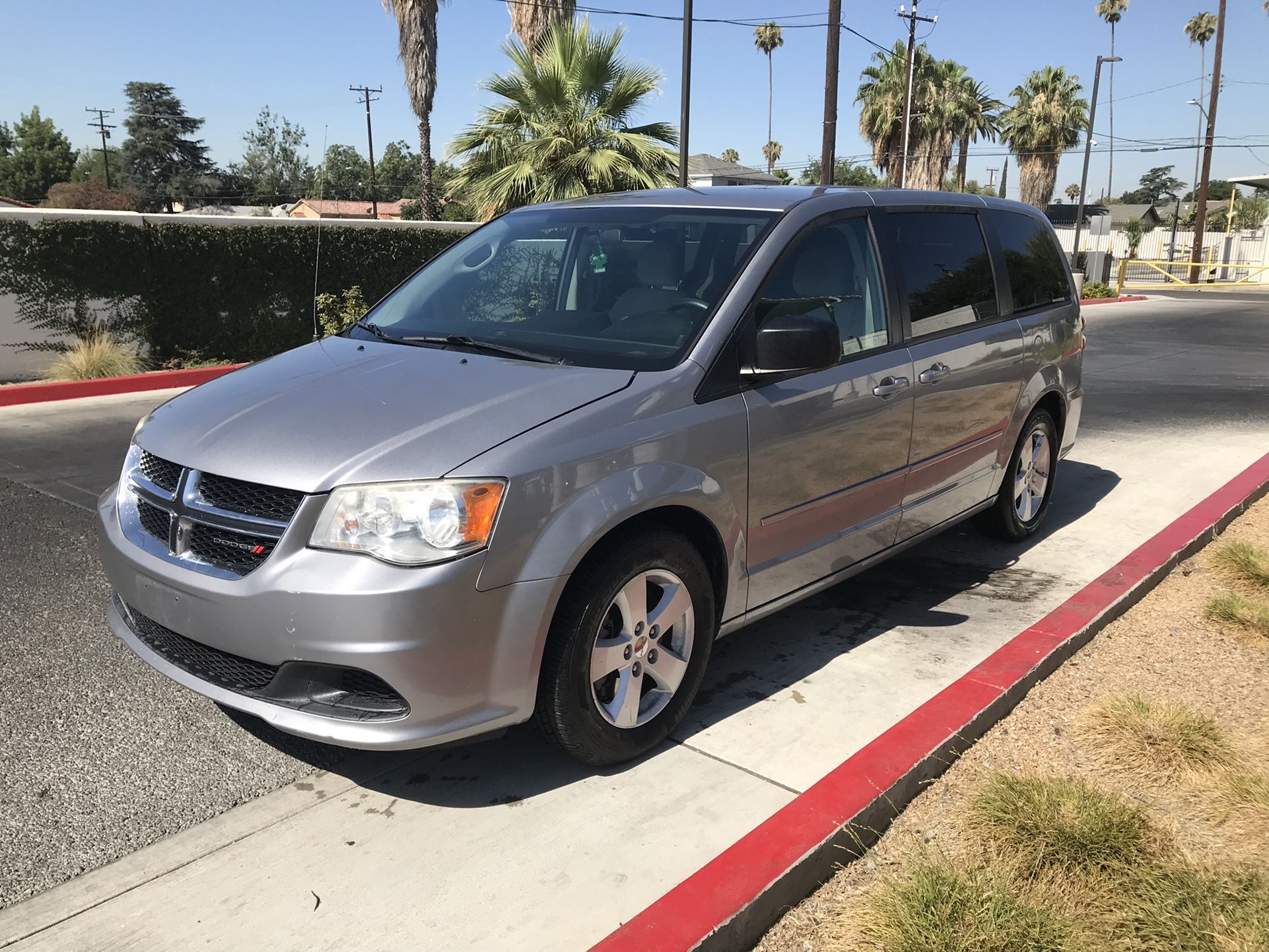 2013 Dodge Caravan/Grand Caravan for Sale in Redlands, CA OfferUp