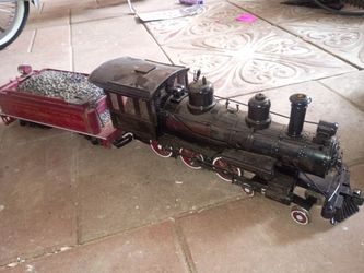 G scale steam engine
