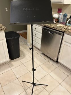 Music stand