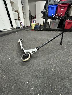 Prodigy X Street Complete Scooter