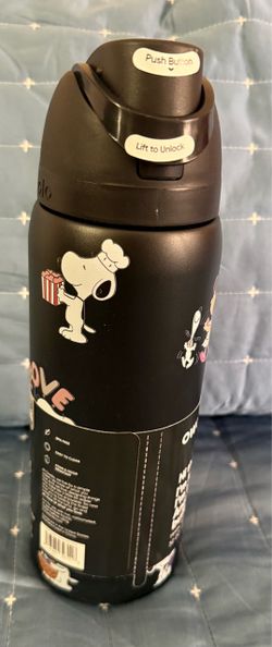 Owala 32 oz snoopy cup
